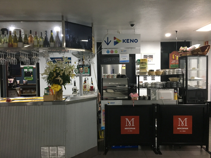 Food & Drinks 4, Goondi Hill Hotel, Johnstone