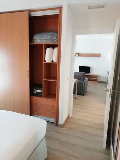 Bedroom 3, Aparthotel Aura Park Fira Barcelona, Barcelona