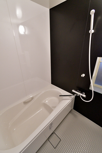 Bathroom 3, Machi de kurasu Tengachaya-1, Osaka