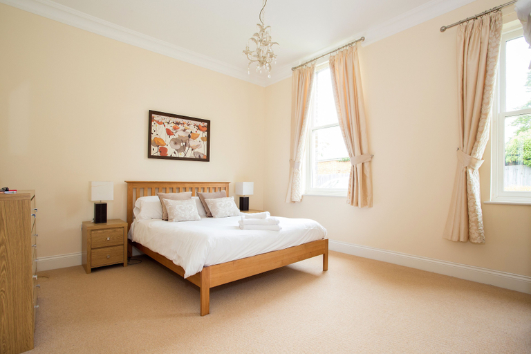 Bedroom 2, Sherborne House, Hampshire