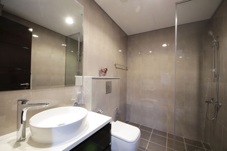 Bathroom, Studio Apartment in Merano Business Bay, Dubai