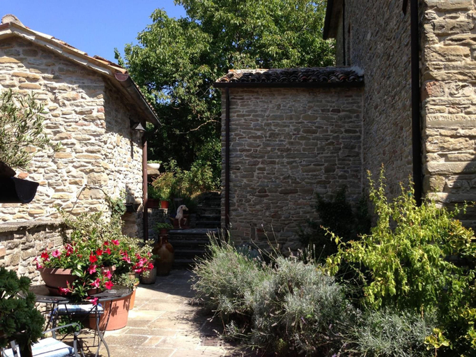 Exterior & Views 2, Agriturismo Castello della Pieve, Pesaro E Urbino
