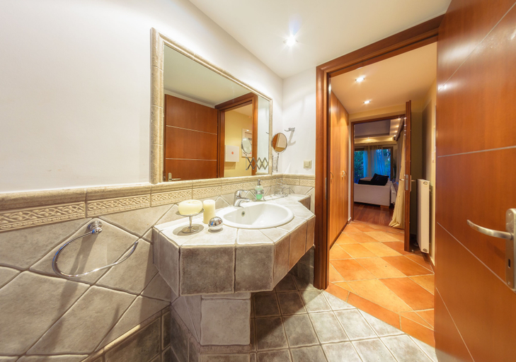 Bathroom 4, Ark Luxury Villa, Ionian Islands