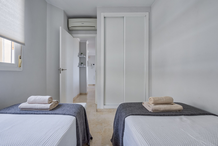 Bedroom 3, Sur Suites Atico La Paloma, Málaga
