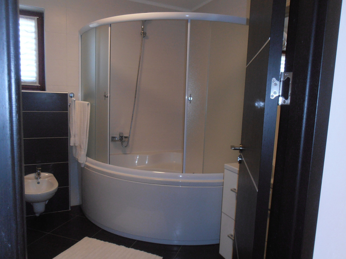 Bathroom 3, House Davorka, Vrsar
