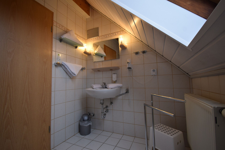 Bathroom 5, Hotel Gasthof Roseneck, Kronach