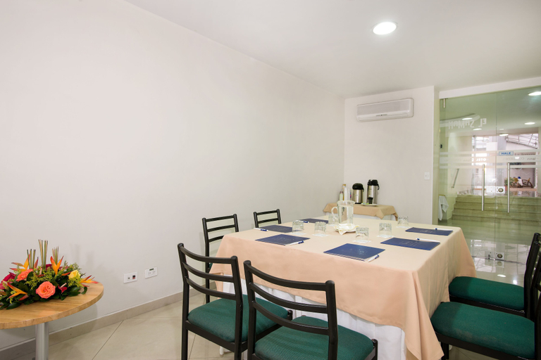 Food & Drinks 4, Hotel Dann Combeima, Ibagué