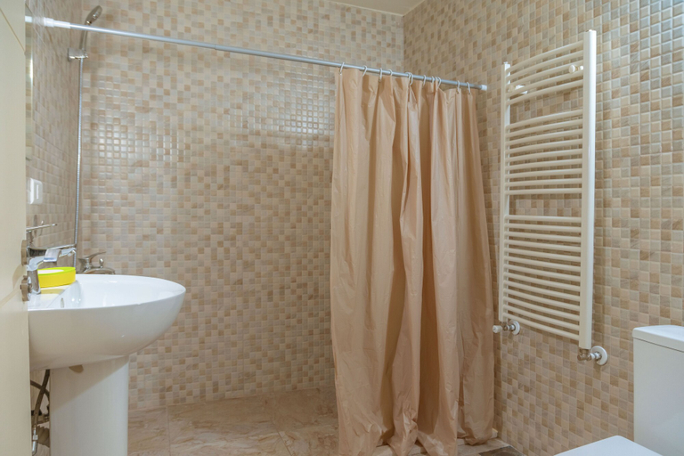 Bathroom, Heaven On Earth Apartment, Kasrouane