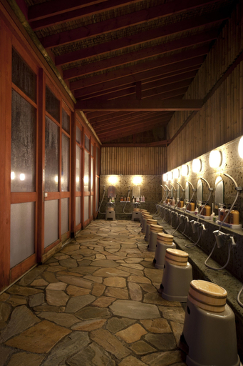 Food & Drinks 3, Wan Wan Paradise Izukogen, Itō