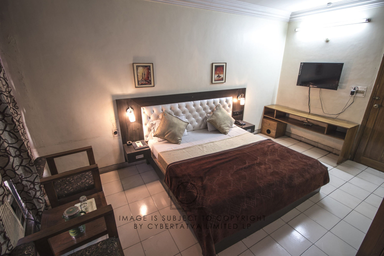 Bedroom 2, Gaurav Hotel, Bhopal