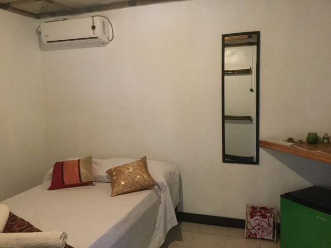 Bedroom 4, Turtle Cove Island Resort, Calatrava