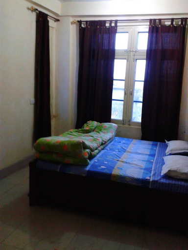 Bedroom 2, Hotel Thamsar, Kangra