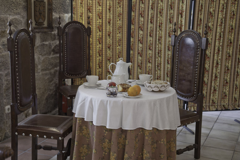 Food & Drinks 5, Casa de Turismo Rural Os Petroglifos, A Coruña