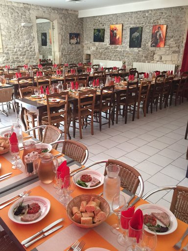 Food & Drinks 5, Hostellerie de la Source, Bouches-du-Rhône