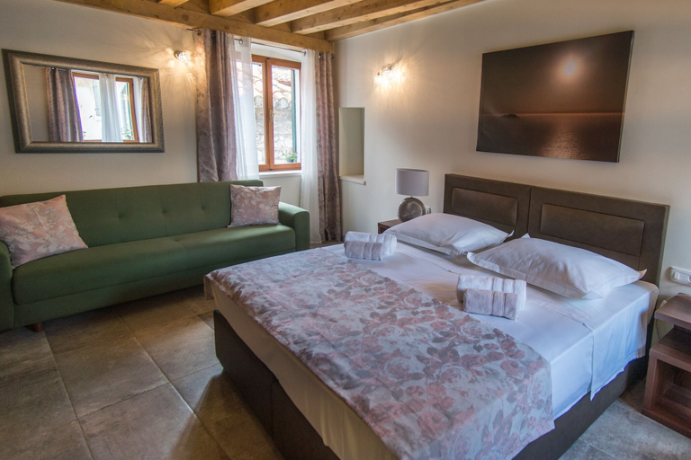 Bedroom 2, JR Luxury Guesthouse 2, Split