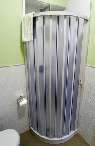 Bathroom 5, B&B San Trifone, Bari