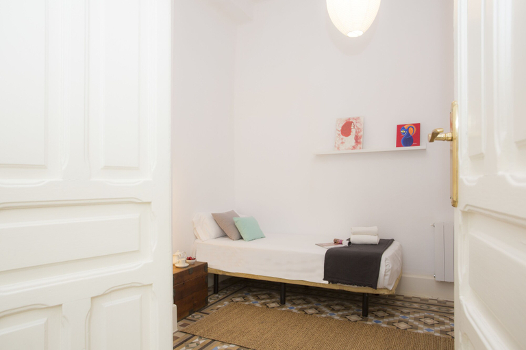 Bedroom 3, SingularStays Ms Rogers, Valencia