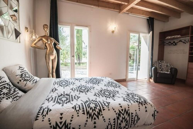 Bedroom 4, La Villa Bella, Gironde