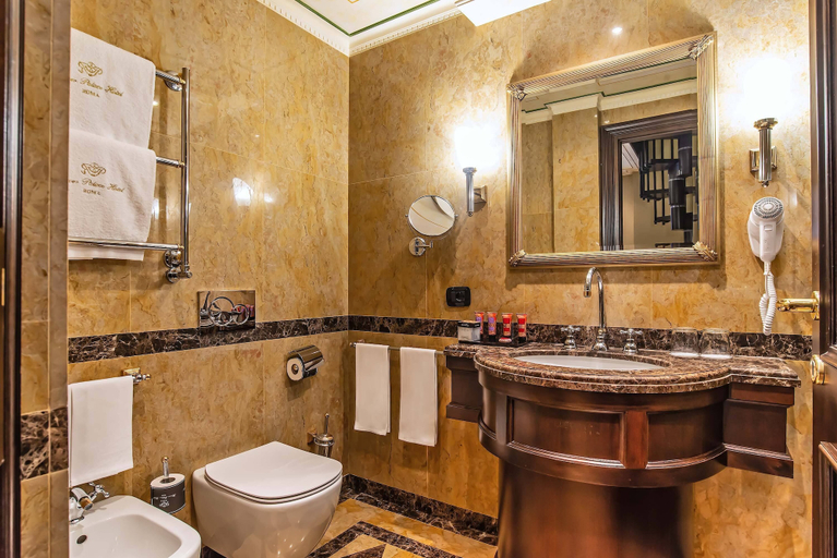 Bathroom 4, River Palace Hotel, Rome