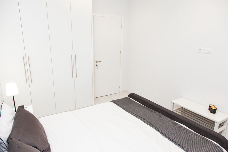 Room 2, Modern Glamorous Apt in Athens DT, Attica