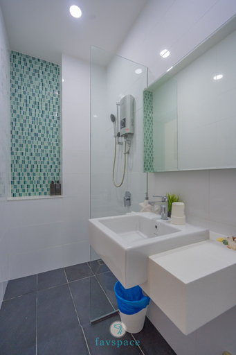 Bathroom 4, High Park Kelana Jaya by FavSpace, Petaling Jaya