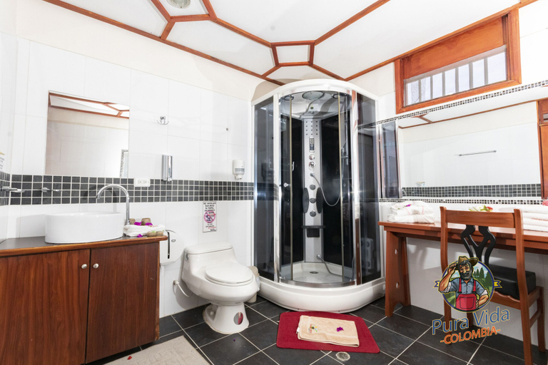 Bathroom 4, Tucurinca Hotel & Spa, Montenegro