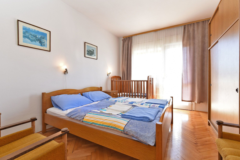 Bedroom 2, Apartment 74, Pula