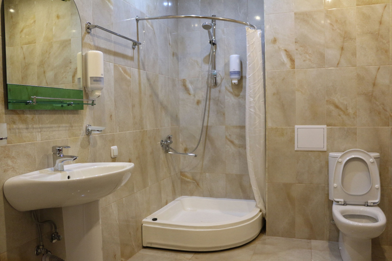 Bathroom 3, Vanatun Monastery Stay