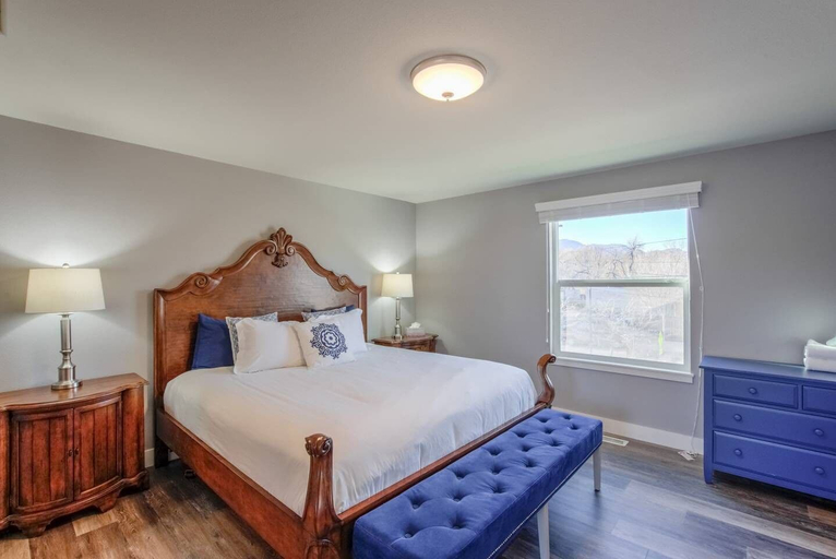 Bedroom 3, 2BR Modern & Chic Comfy Home in Old Colorado, El Paso