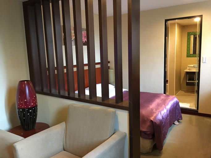 Bedroom 5, Eastern Beauty Hotel, Taipei City