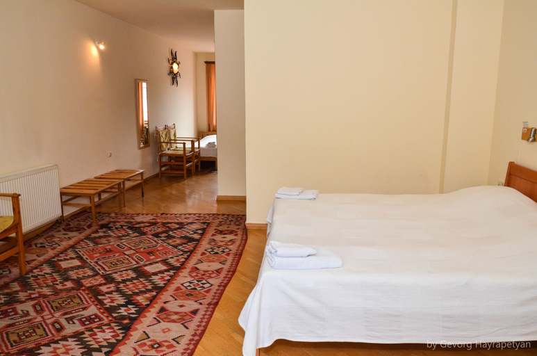 Bedroom 3, Hotel Mirhav