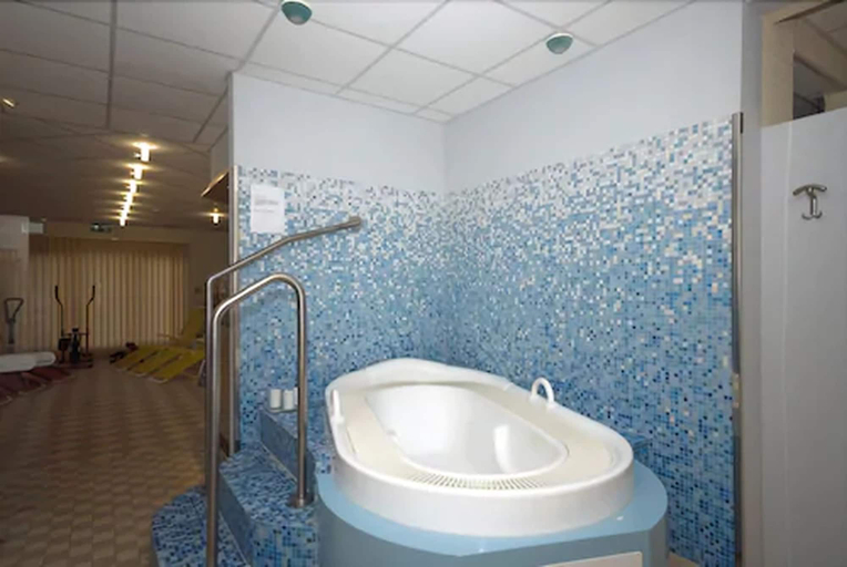 Bathroom 5, Parkhotel Waldschlösschen, Erzgebirgskreis