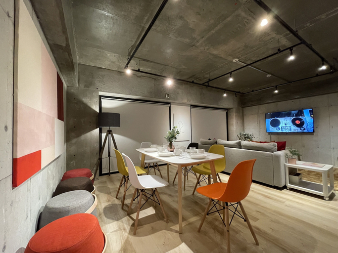 Food & Drinks, M's Lea Building, Hiroshima