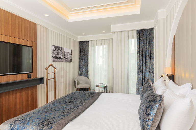 Bedroom 3, Mukarnas Pera Hotel, Beyoğlu
