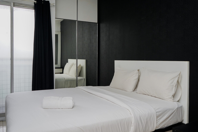 Simply Monochrome And Minimalist Studio At Serpong Greenview Apartment, South Tangerang