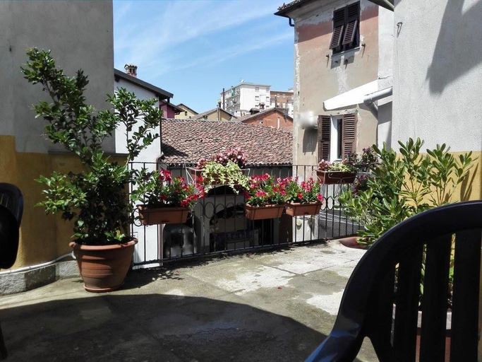 Exterior & Views 2, B&B ViaBasso11, Alessandria