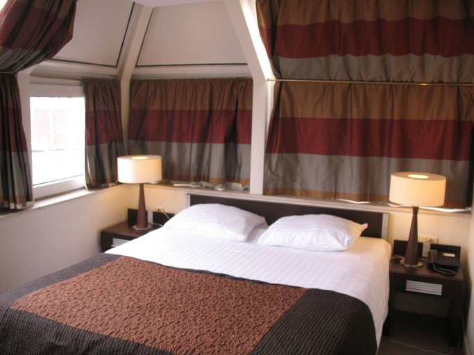 Bedroom 3, Floris Arlequin Grand Place, Bruxelles