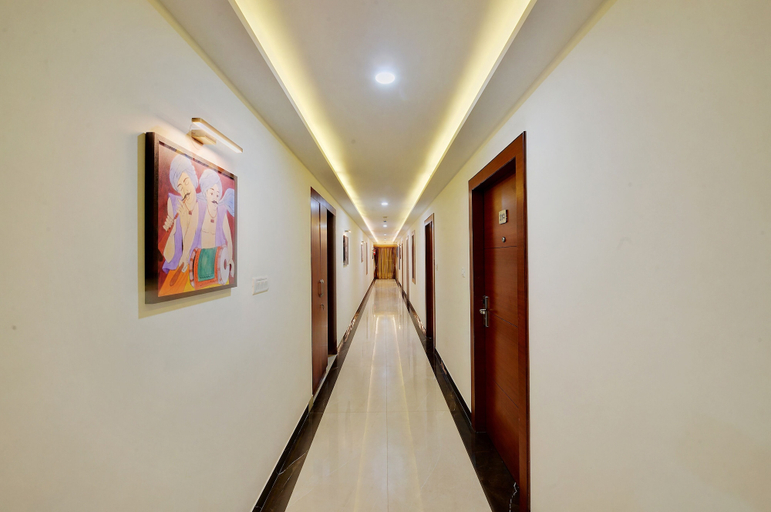 Others 5, La Sara Gateway, Bangalore