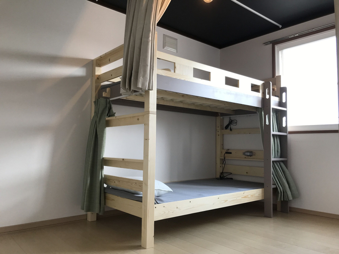 Bedroom 2, Sapporo Guest House Anne - Hostel, Sapporo