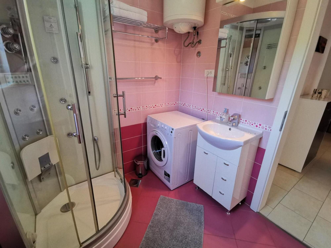 Bathroom 4, Apartment Villa Sara, Crikvenica