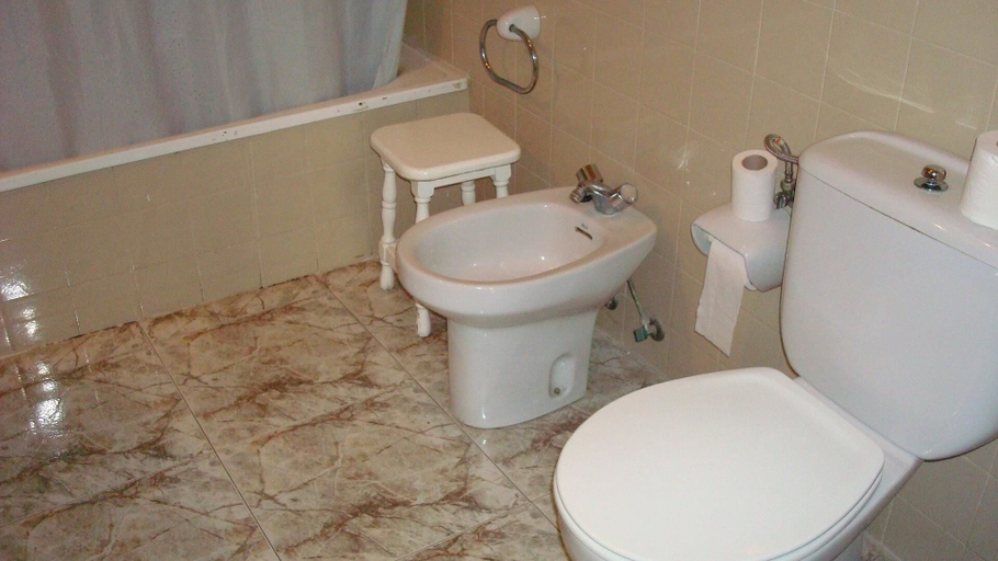 Bathroom 5, Pensión Hespérides, Santa Cruz de Tenerife