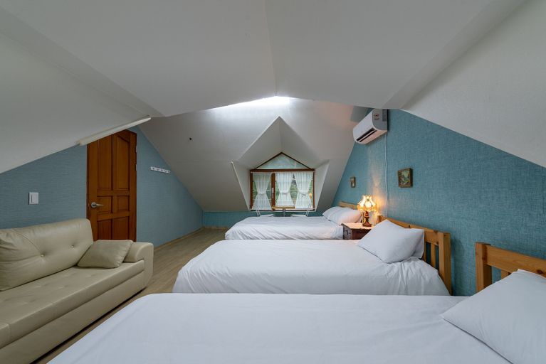Bedroom 2, The Hue Largo Bundang, Seongnam