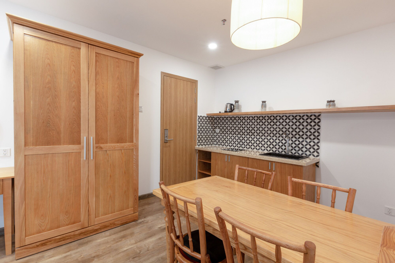 Dining Room 19