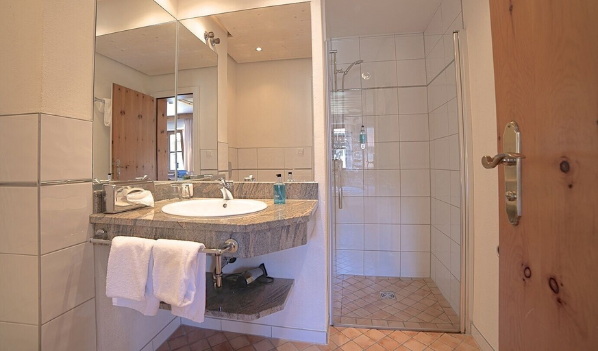 Bathroom 5, Hotel Hubertus Schliersee, Miesbach