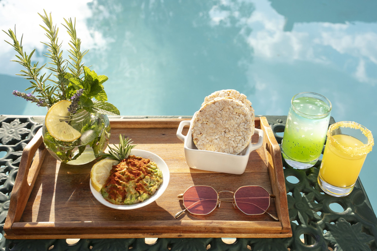 Food & Drinks