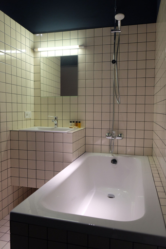 Bathroom 4, Blueberry Nights Hotel, Tbilisi