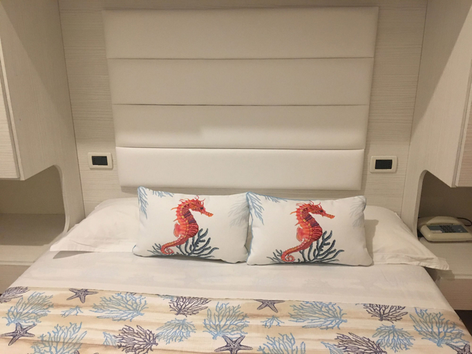 Bedroom 4, Noi Due Hotel, Rimini