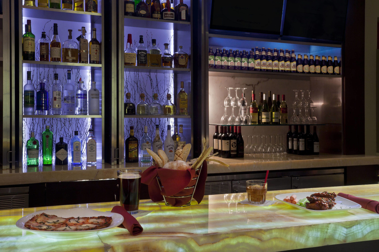 Food & Drinks 5, Delta Hotels by Marriott Phoenix Mesa, Maricopa