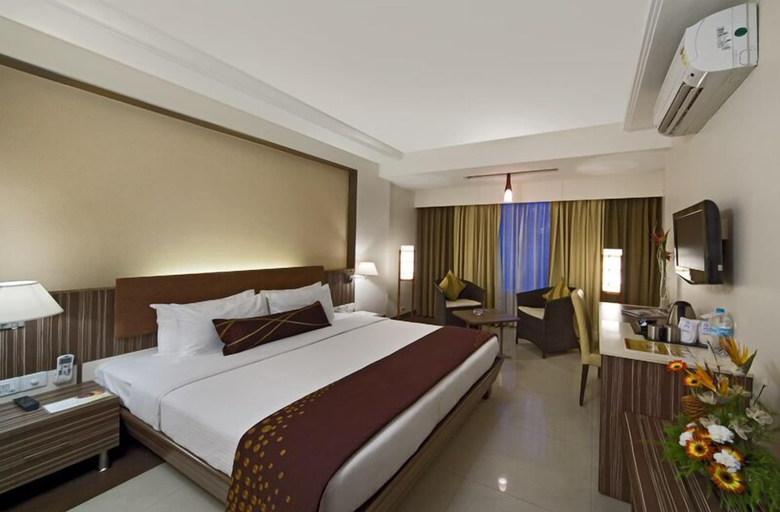 Bedroom 4, Kapila Business Hotel, Pune