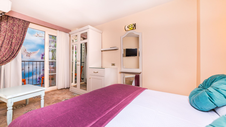 Bedroom 3, Kahveci Alibey Hotel, Marmaris